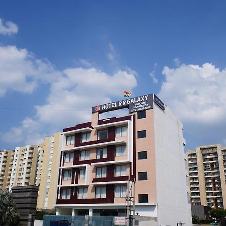 Rr Galaxy Hotel Gurgaon Luaran gambar