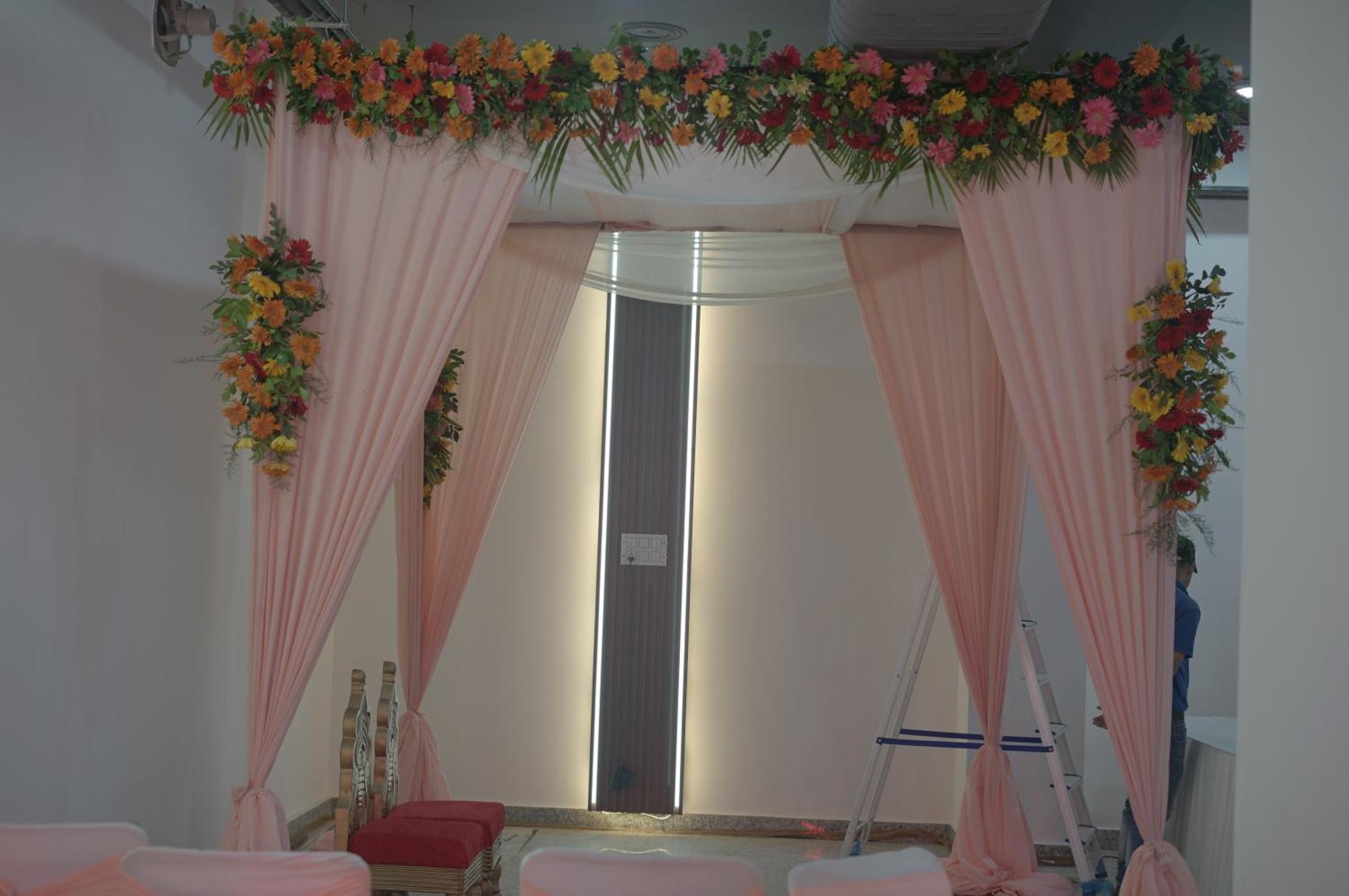 Rr Galaxy Hotel Gurgaon Luaran gambar